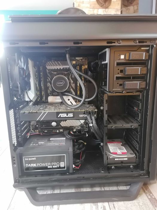 Геймърска\Графична станция 64GB i9-7900X GeForce GTX 1080 8GB