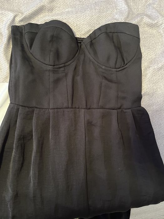 Salopeta neagra Bershka din satin