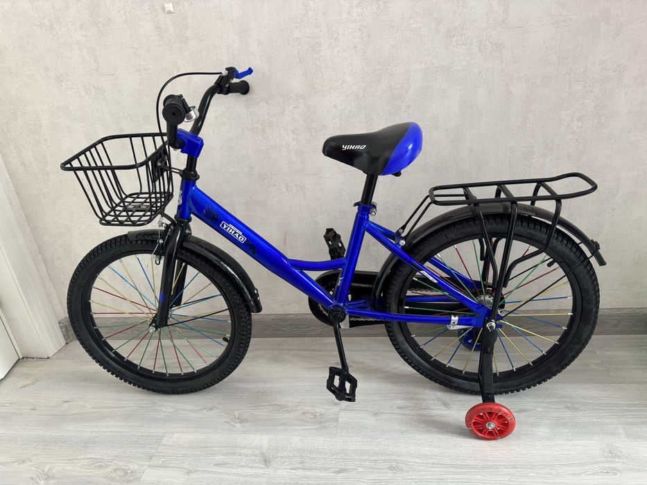 Детский велосипед на 8-10 лет примерно