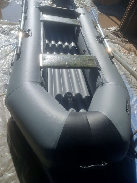 Лодка надувная..