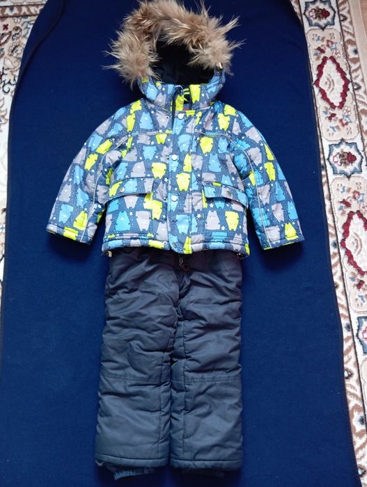 Продам детский комбинезон.