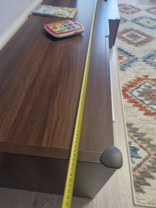 Vând Mobila de  sufragerie. Preț negociabil