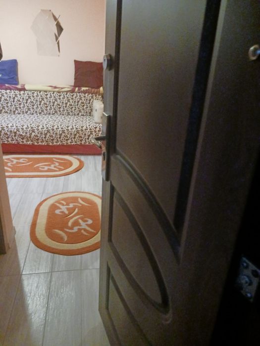 Inchiriez garsoniera