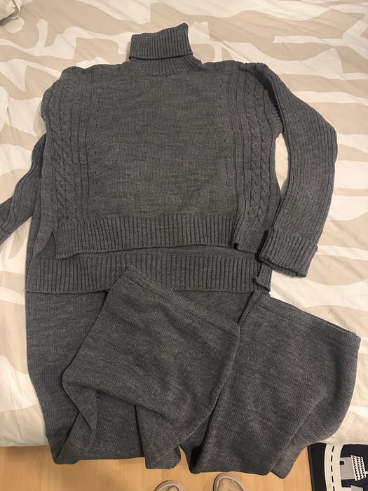 Нов плетен дамски комплект