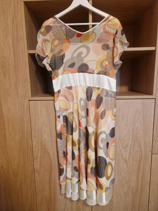 Rochie model geometric