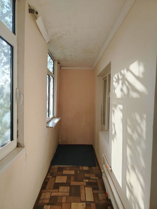 Чирчик ш. 9 м/н Кв Конструктаров кирпичный кубик дом 1х/4/4 46 м²