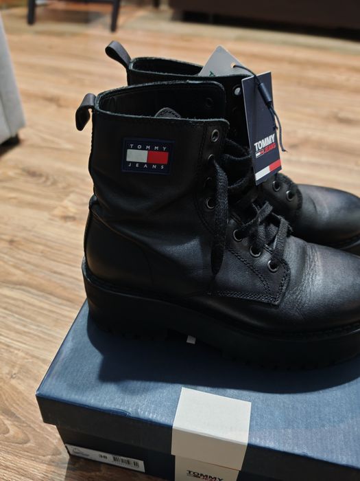 Ghete Tommy Hilfinger dama iarna