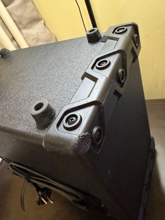 Amplificator chitară 24w Roland Cube 20XL