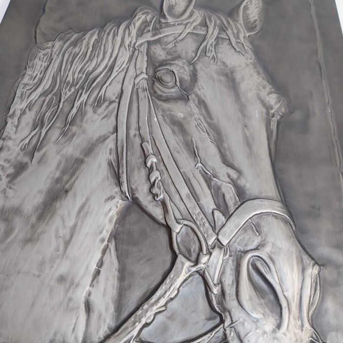 НАЙ ДОБРАТА ОФЕРТА Стара Немаска белереф картина дърво  Конска глава