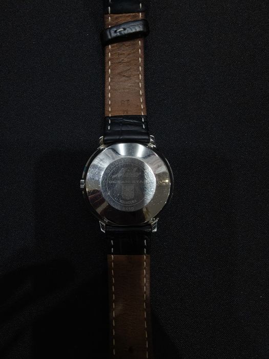 Продам часы mido commander