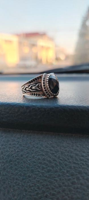 Kumush uzuk Dubayniki