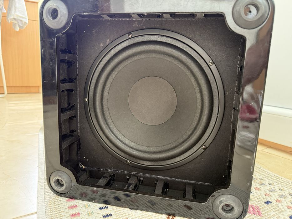 Harman Karfon SUB-TS11BQ 300W Subwoofer