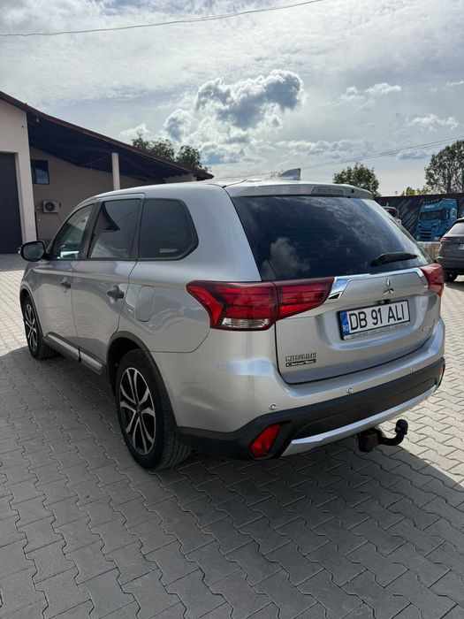 Mitsubishi Outlander 2019