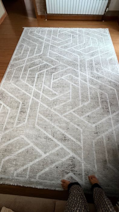 Ковры срочно нужно продать