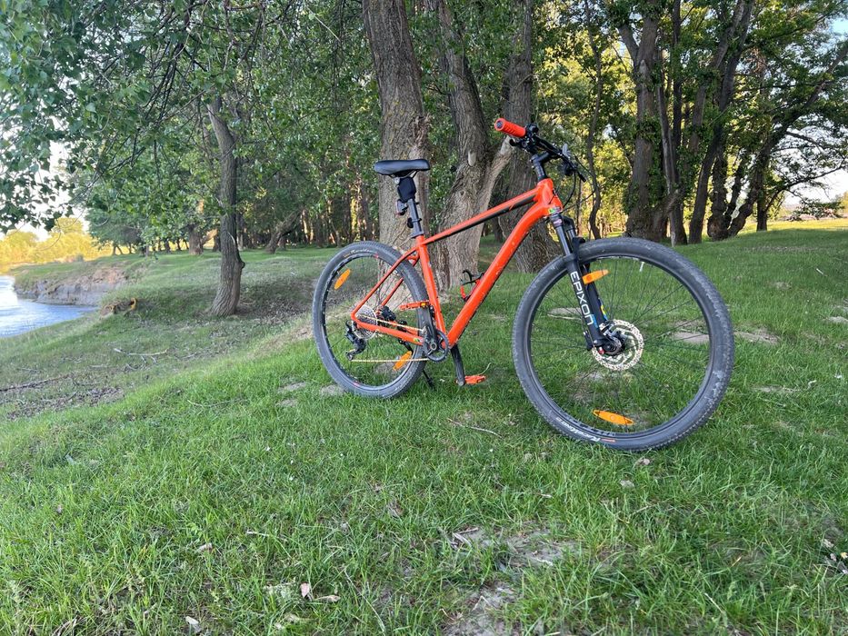 MTB hardtrail Cannondale Trail 4, cadru L, Deore, butuci Novatec