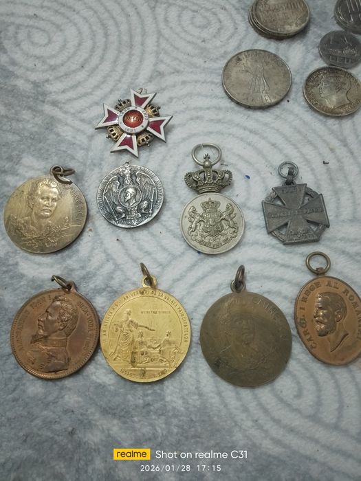 Vând monede bancnote