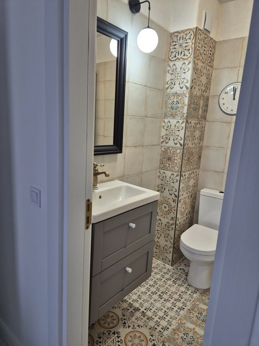 Дава се под наем Тристаен апартамент в София, Карпузица - 110 кв.м за 890 € - Снимка #8