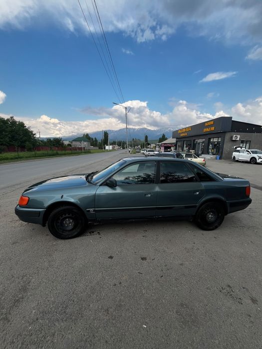 Машина Ауди 100,audi 100,ауди