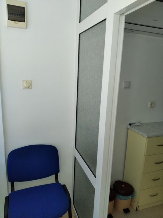 Дава се под наем Офис в Хасково, Дружба 1 - 18 кв.м за 178.5 € - Снимка #1