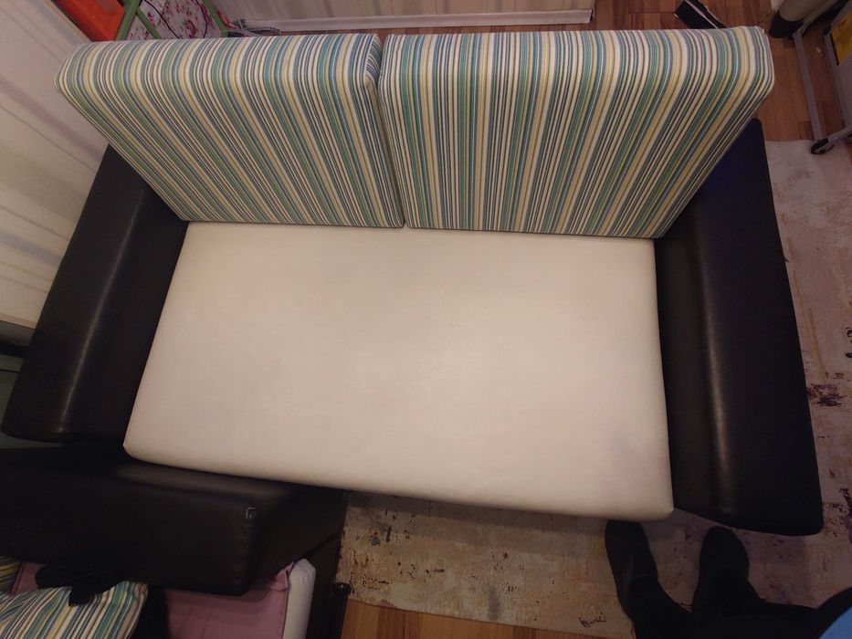 Разтегателни диван и кресло