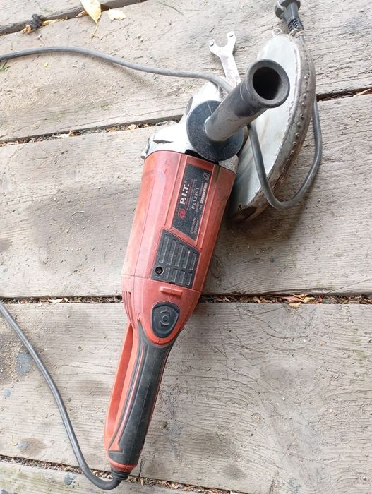 Болгарка 230 питовская (УШМ)