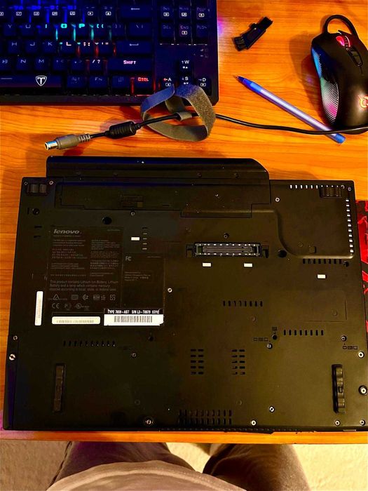 Laptop Thinkpad T61 (VERSIUNEA VECHE)