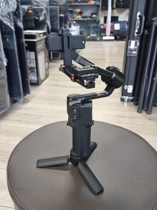 Amanet F28: Stabilizator DJI RONIN RS3 Mini