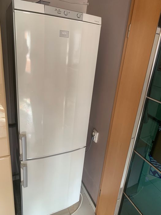 Хладик с фризер AEG Electrolux
