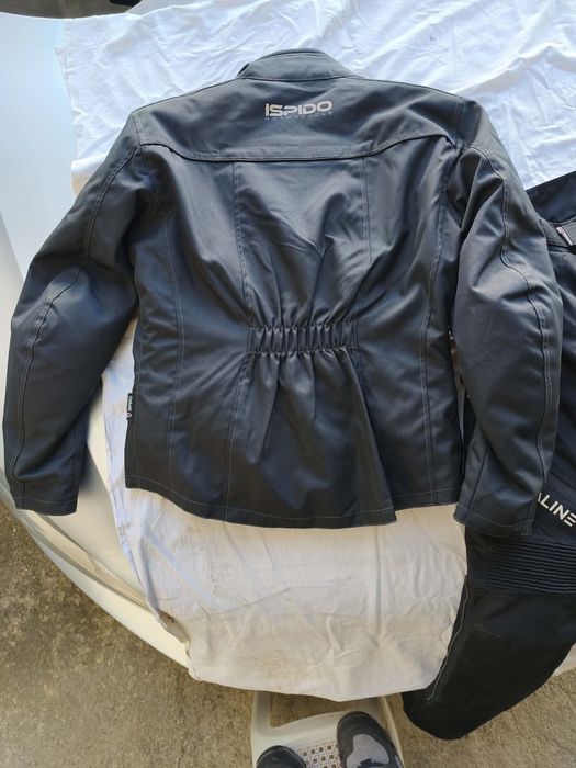 Мъжки и дамски мото екип