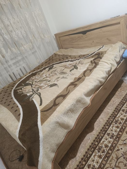 Кровать двух спальная