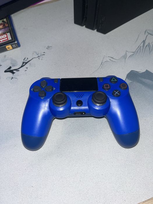 Playstation 4 pro 1 tera stocare
