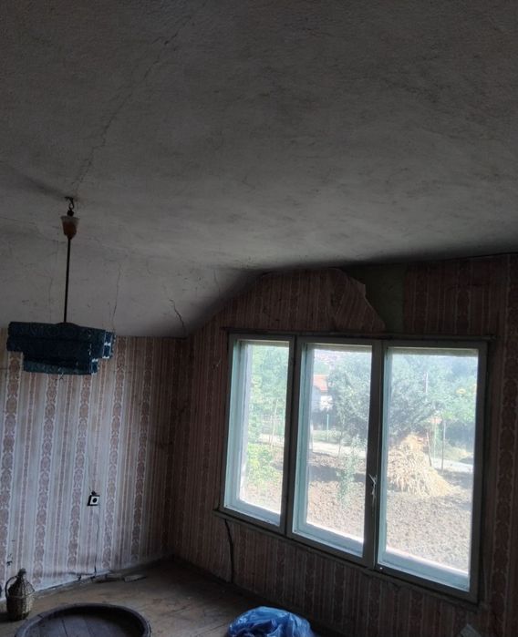 Продава къща в гр.Дупница