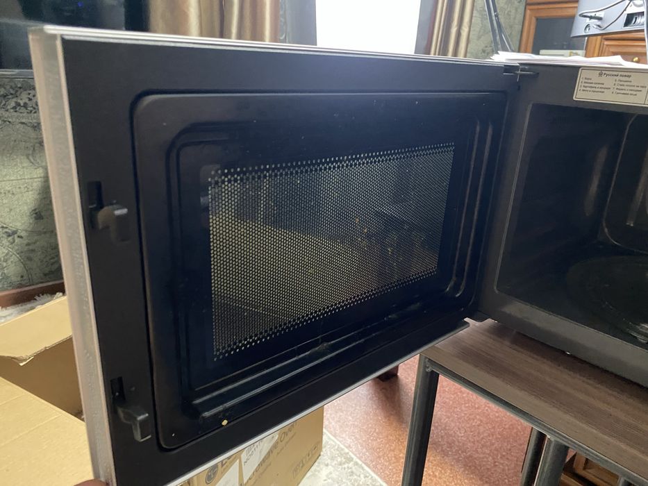 Микроволновая печь  LG MS-2044 V