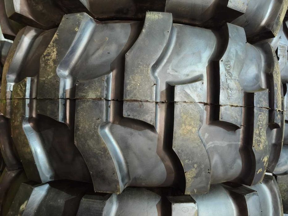 Шины на погрузчики 19,5 L24 14PR