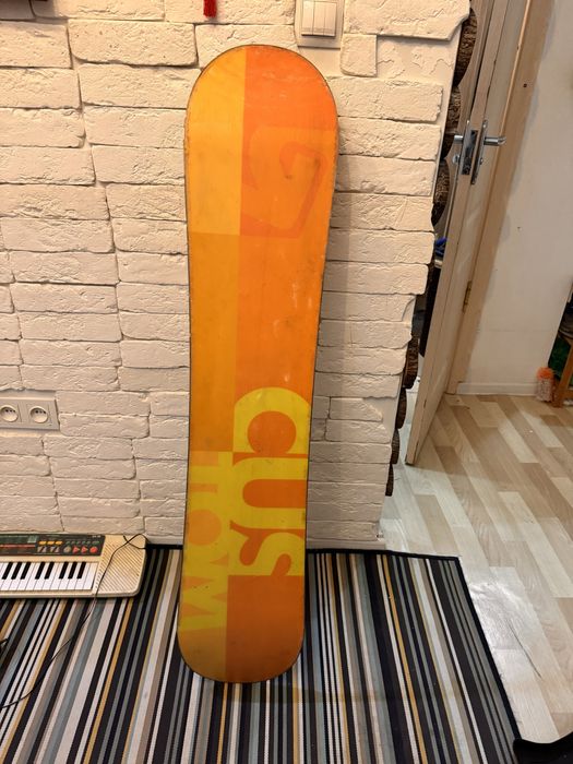 Продам детский сноуборд Burton Custom