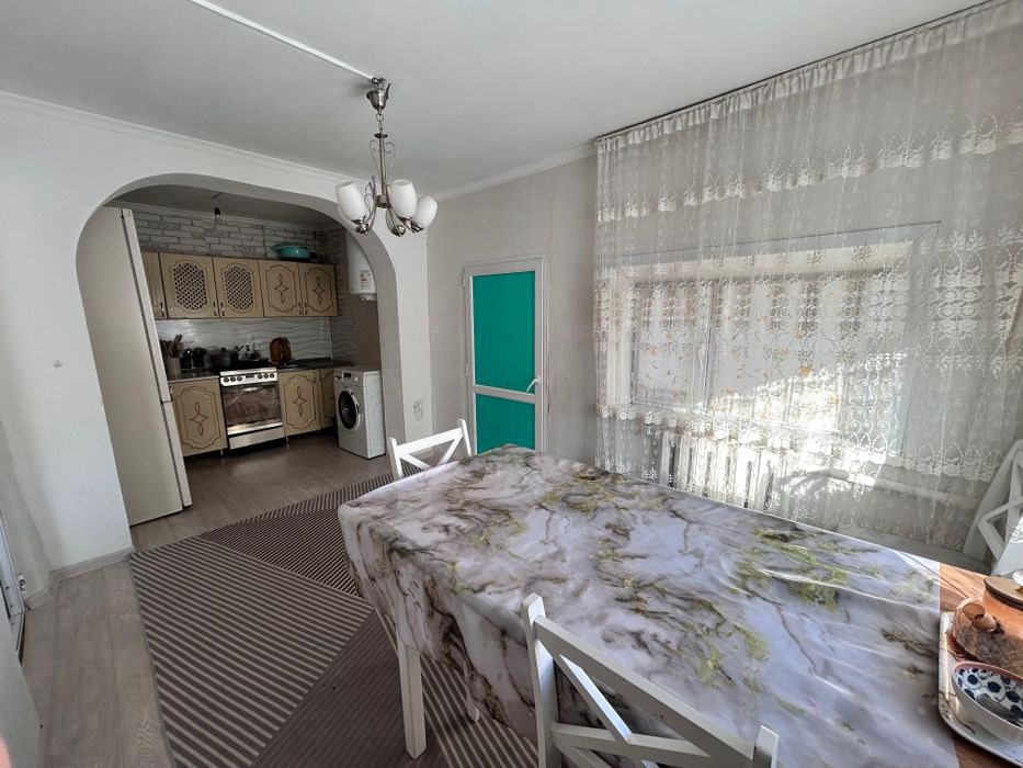 Продажа частного дома  на 14 мкр .