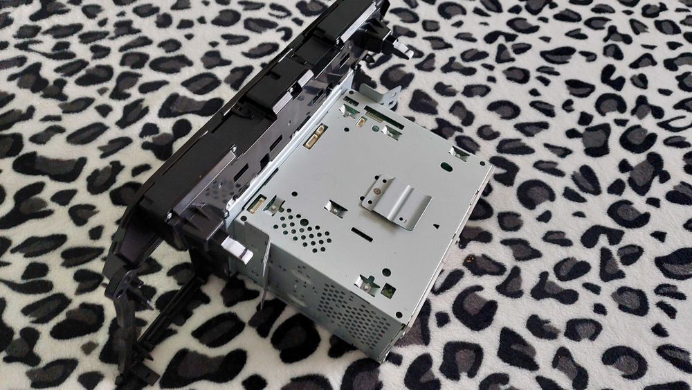 Hyundai elantra VI din Anul  2015 - 2018   Vand   Media  de 6,5 ingh