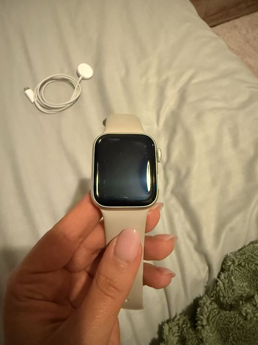 Apple Watch SE (Gen 2)