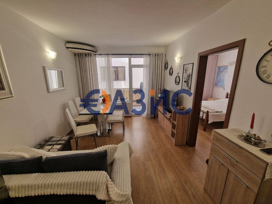Продава се Тристаен апартамент в к.к. Слънчев бряг - 61 кв.м за 902 €/кв.м - Снимка #5