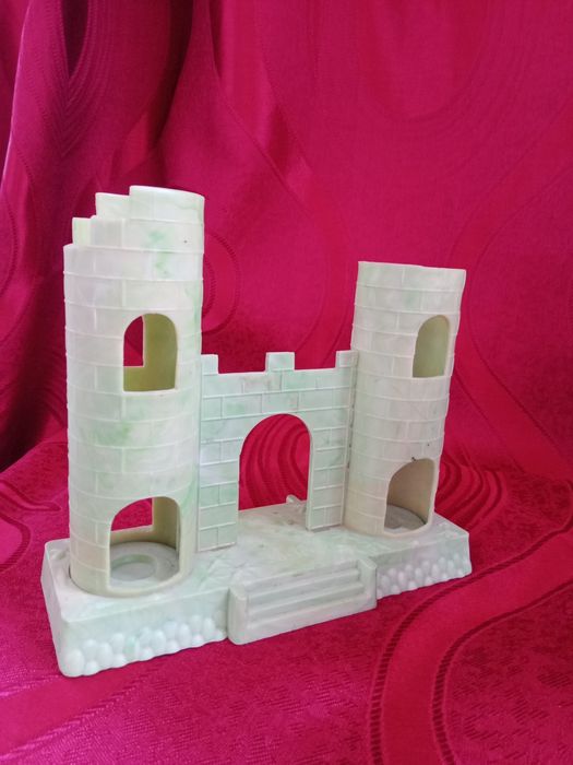 Сувениры СССР  МГУ, Ташкент - вазочка , замок для аквариума, сапожок