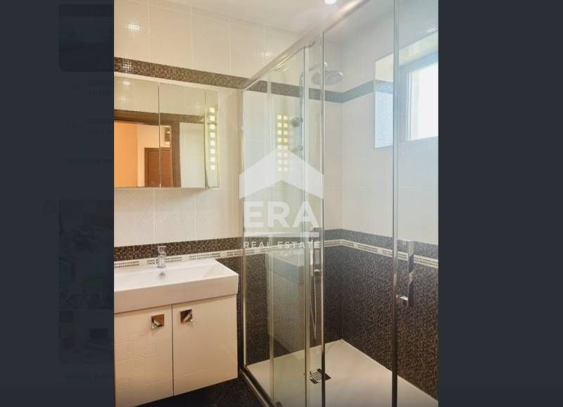 Дава се под наем Тристаен апартамент в к.к. Св.Св. Константин и Елена - 90 кв.м за 700 € - Снимка #8