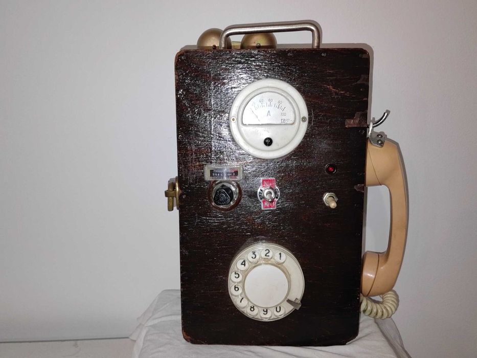 Колекция от ретро телефони