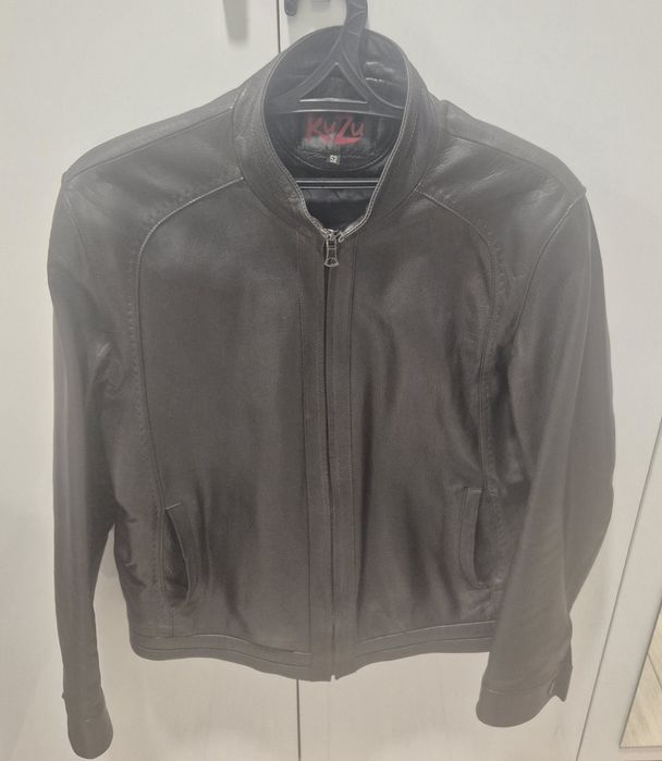 Продаю кожанную куртку