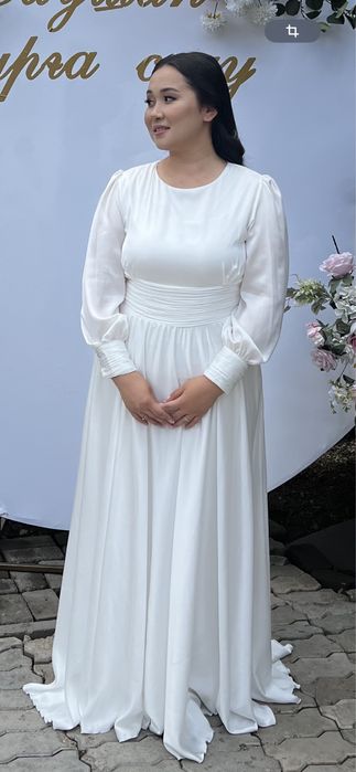 Продам платье на никах и сырга салу