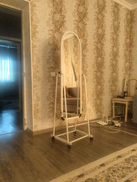 Продам зеркало хорошего качества