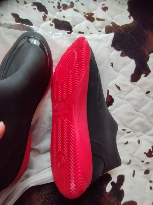 Резиновые ботинки