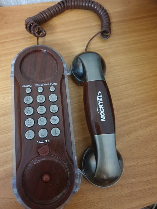 Продам домашний телефон