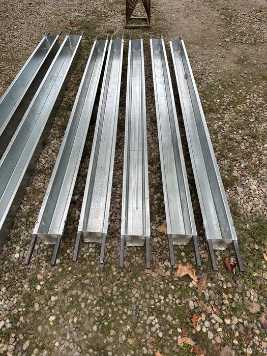 Matrite metalice/ spalieri vie/ stalpi de beton/ cofraje/ forme stalpi