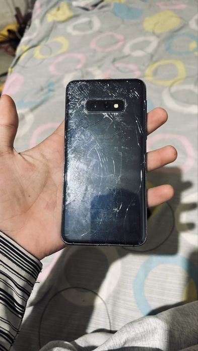 Samsung Galaxy S10e