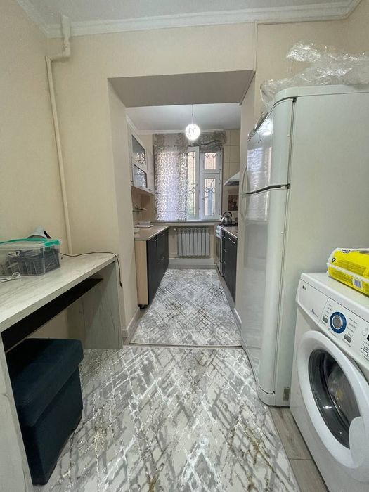 Квартира продаётся Чиланзар 6 квартал 3/2/4 меб тех кирпич ТРЦ парус